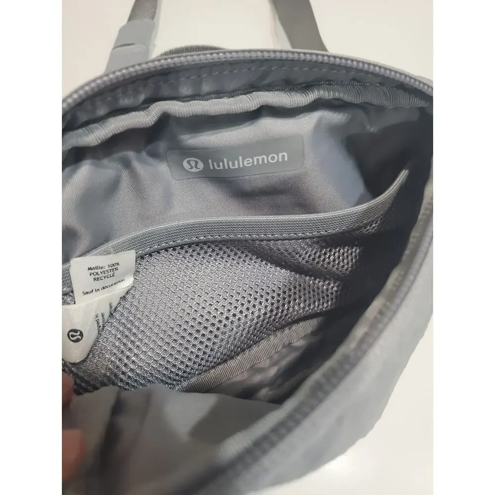Lululemon Everywhere Mini Belt Bag